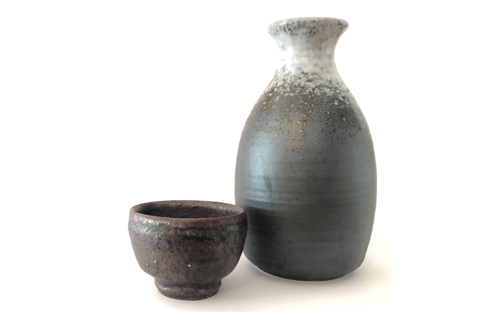 Shigaraki-ware, or Shigaraki-yaki pottery