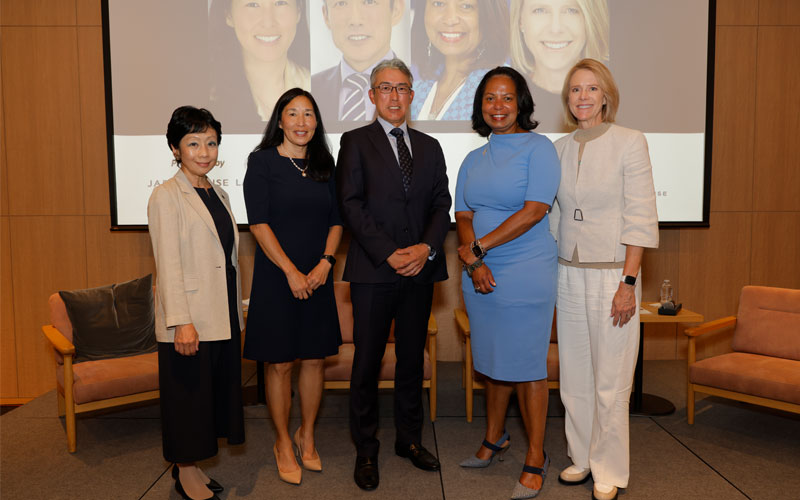 From left: Yuko Kaifu, Sachi Hamai, Masatoshi Komoriya, Courtney Moore, Terry Feit