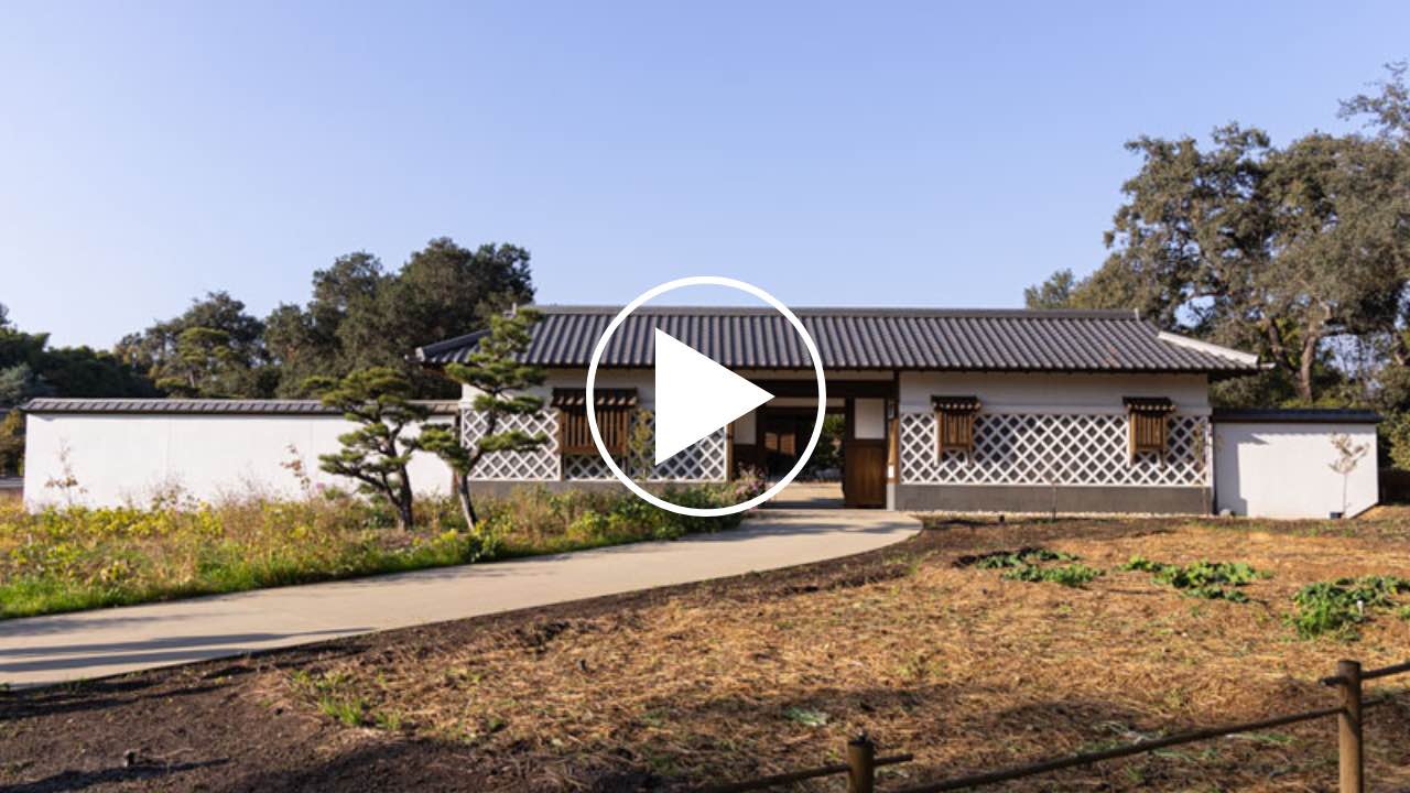 Thumbnail to a video on the history of Shoya House. Image shows the exterior of the a traditional Japanese house.