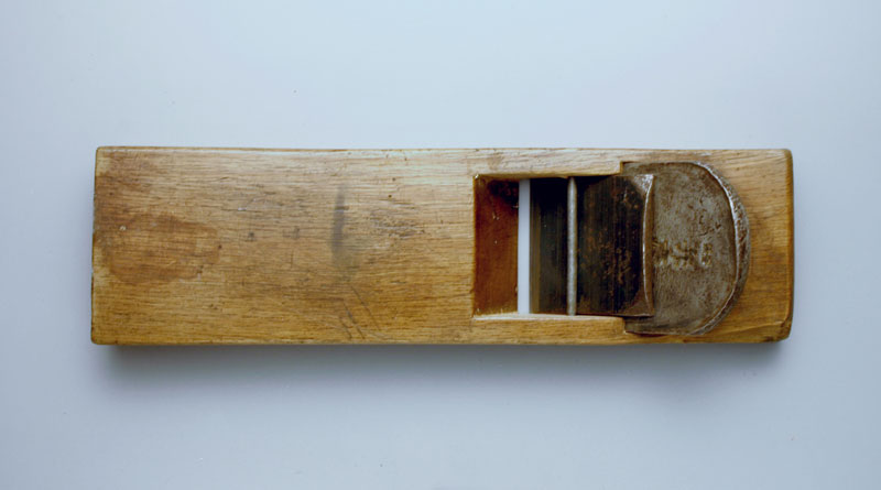 The Ara-shiko-ganna / Rough Smoothing Plane