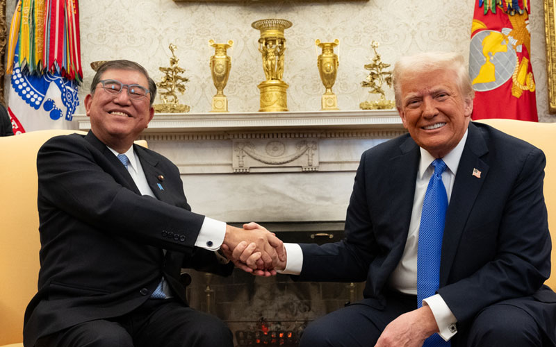 Shigeru Ishiba (left), Donald Trump (right)