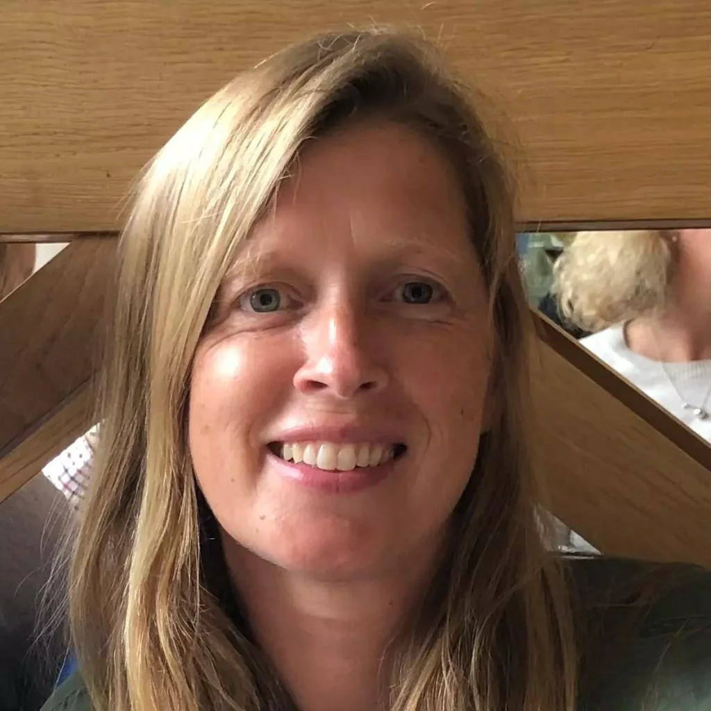 Headshot of Fiona Wilson, Asia Bureau Chief at MONOCLE and expert in design journalism.